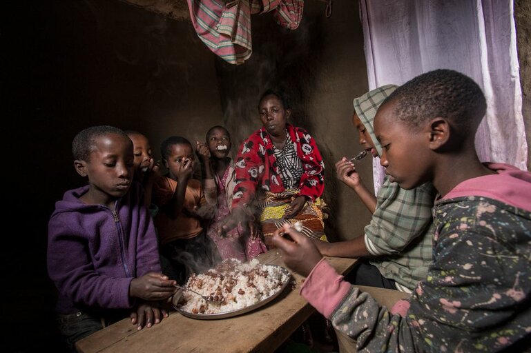 Hungern i världen fortsätter att öka enligt ny FN-rapport
