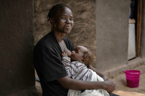 "Jag känner mig som den stoltaste mamman i världen": WFP stöder amning i Uganda